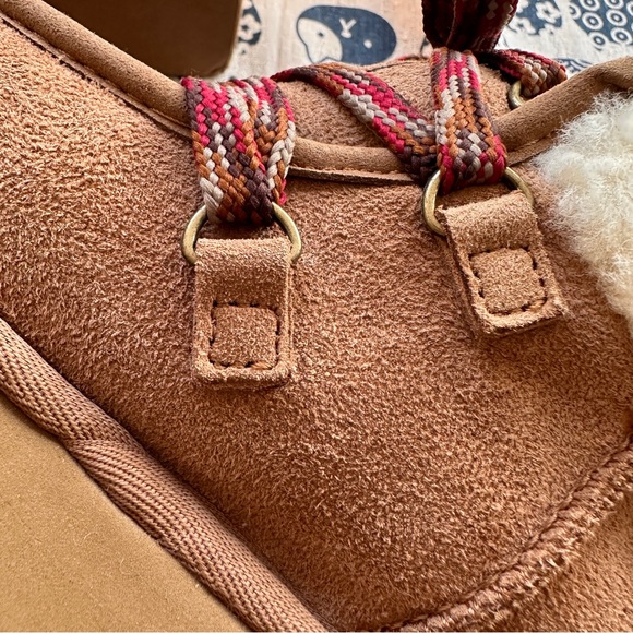 Ugg Classic Mini Platform Tied Series Plush-Lined Platform Ankle Boots - Picture 9 of 9